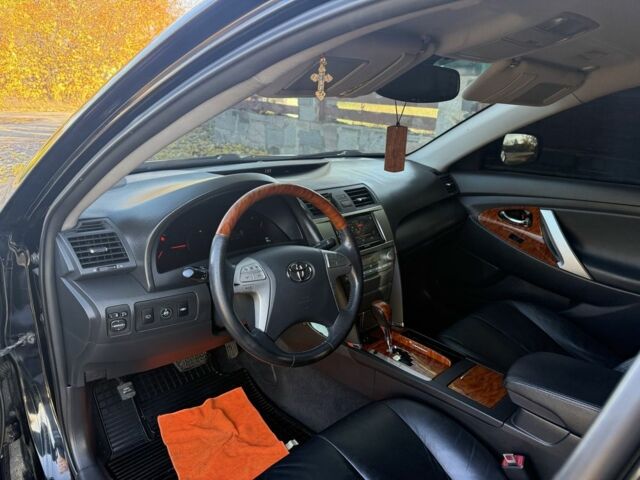 Тойота Камри 2008 в Черкассах на Automoto.ua Черный Тойота Камри, объемом двигателя 3.5 л и пробегом 244 тыс. км за 11500 $, фото 9 на Automoto.ua