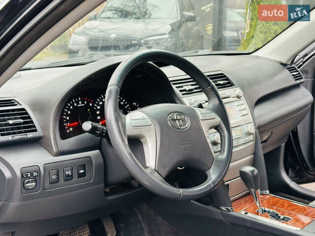 Чорний Тойота Камрі, об'ємом двигуна 2.36 л та пробігом 151 тис. км за 8800 $, фото 12 на Automoto.ua
