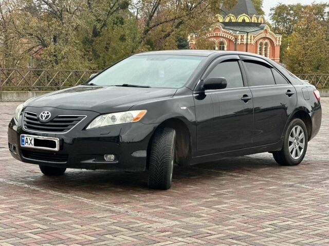 Чорний Тойота Камрі, об'ємом двигуна 0 л та пробігом 310 тис. км за 8500 $, фото 4 на Automoto.ua