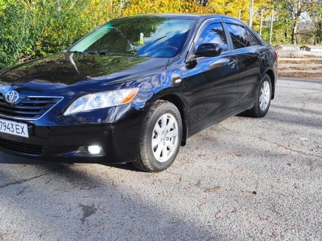 Тойота Камри 2008 в Кицмане на Automoto.ua Черный Тойота Камри, объемом двигателя 3.5 л и пробегом 226 тыс. км за 8850 $, фото 1 на Automoto.ua