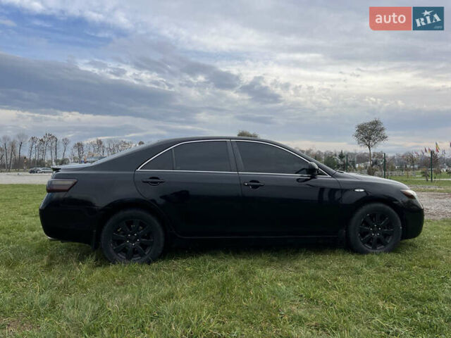 Чорний Тойота Камрі, об'ємом двигуна 3.5 л та пробігом 225 тис. км за 8900 $, фото 3 на Automoto.ua