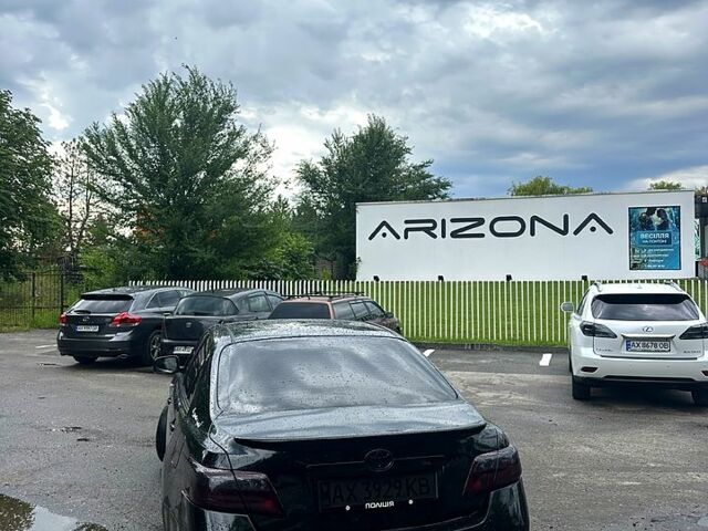 Черный Тойота Камри, объемом двигателя 2.4 л и пробегом 330 тыс. км за 8500 $, фото 5 на Automoto.ua