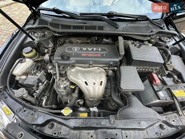 Черный Тойота Камри, объемом двигателя 2.36 л и пробегом 180 тыс. км за 8900 $, фото 58 на Automoto.ua
