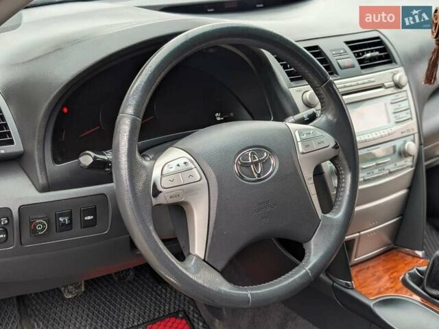 Черный Тойота Камри, объемом двигателя 2.4 л и пробегом 238 тыс. км за 7699 $, фото 34 на Automoto.ua