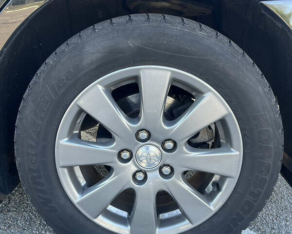 Черный Тойота Камри, объемом двигателя 2.36 л и пробегом 332 тыс. км за 7900 $, фото 7 на Automoto.ua