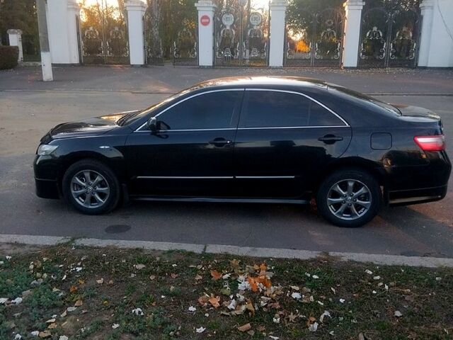 Черный Тойота Камри, объемом двигателя 2.4 л и пробегом 322 тыс. км за 7000 $, фото 3 на Automoto.ua