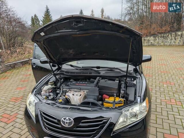 Черный Тойота Камри, объемом двигателя 2.4 л и пробегом 238 тыс. км за 7699 $, фото 36 на Automoto.ua