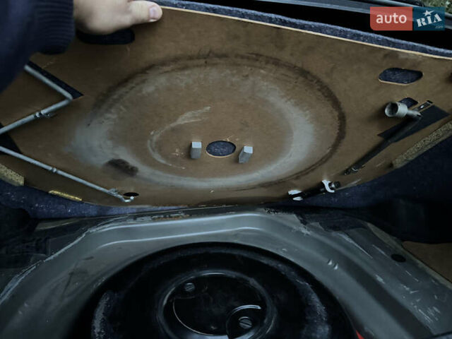 Чорний Тойота Камрі, об'ємом двигуна 2.36 л та пробігом 189 тис. км за 8200 $, фото 11 на Automoto.ua