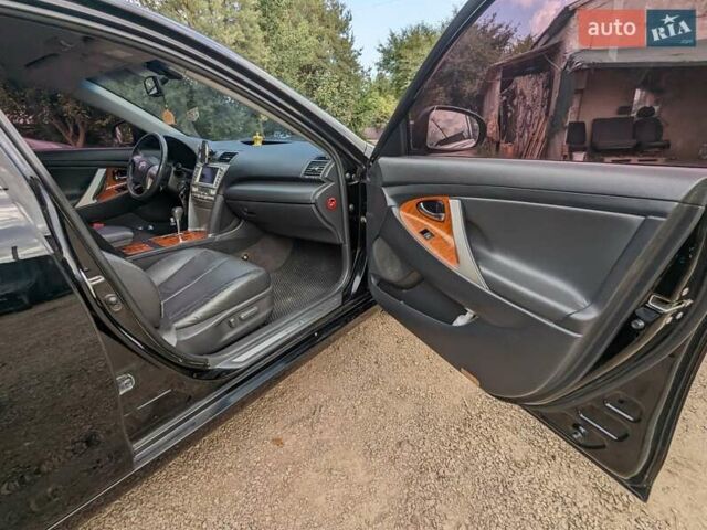 Черный Тойота Камри, объемом двигателя 2.4 л и пробегом 192 тыс. км за 8500 $, фото 14 на Automoto.ua