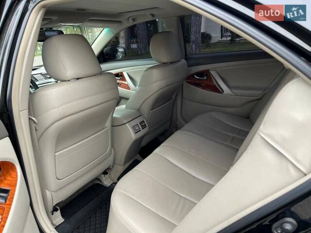 Тойота Камри 2009 в Харькове на Automoto.ua Черный Тойота Камри, объемом двигателя 2.36 л и пробегом 216 тыс. км за 13300 $, фото 7 на Automoto.ua