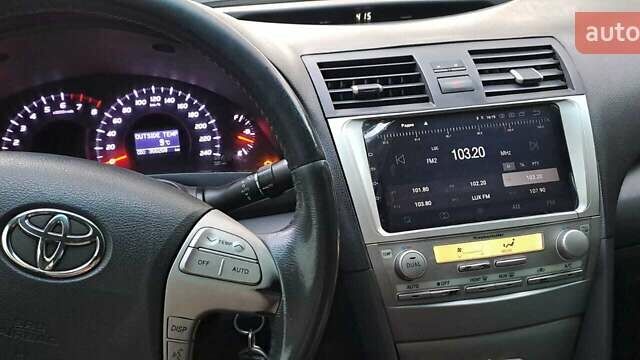 Черный Тойота Камри, объемом двигателя 2.36 л и пробегом 366 тыс. км за 10000 $, фото 2 на Automoto.ua