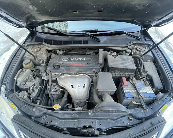 Черный Тойота Камри, объемом двигателя 2.4 л и пробегом 320 тыс. км за 9999 $, фото 25 на Automoto.ua