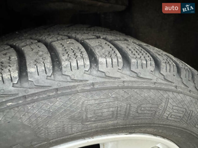 Черный Тойота Камри, объемом двигателя 2.4 л и пробегом 189 тыс. км за 8600 $, фото 22 на Automoto.ua