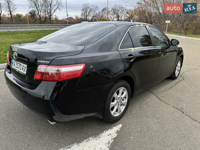 Черный Тойота Камри, объемом двигателя 2.4 л и пробегом 189 тыс. км за 8600 $, фото 2 на Automoto.ua