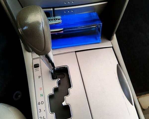 Черный Тойота Камри, объемом двигателя 2.36 л и пробегом 240 тыс. км за 11000 $, фото 14 на Automoto.ua