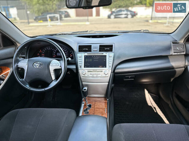 Черный Тойота Камри, объемом двигателя 2.36 л и пробегом 270 тыс. км за 8900 $, фото 20 на Automoto.ua