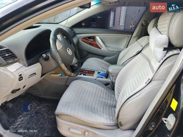 Черный Тойота Камри, объемом двигателя 2.49 л и пробегом 224 тыс. км за 8700 $, фото 8 на Automoto.ua