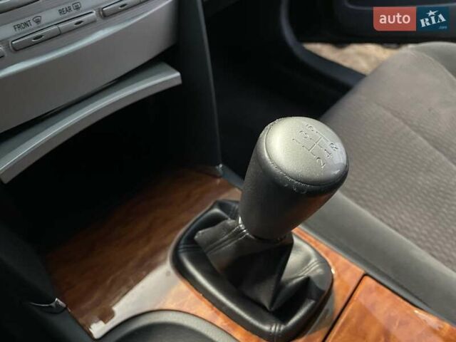 Черный Тойота Камри, объемом двигателя 2.4 л и пробегом 78 тыс. км за 11800 $, фото 5 на Automoto.ua