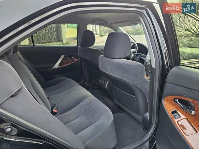 Черный Тойота Камри, объемом двигателя 2.36 л и пробегом 197 тыс. км за 11000 $, фото 22 на Automoto.ua