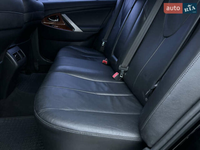 Черный Тойота Камри, объемом двигателя 2.4 л и пробегом 206 тыс. км за 10750 $, фото 76 на Automoto.ua