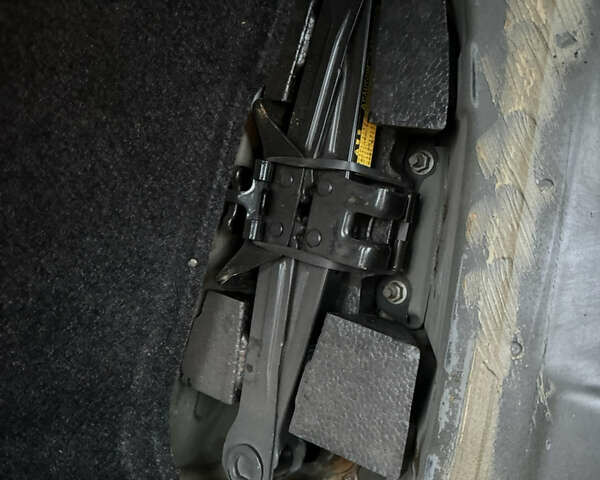 Черный Тойота Камри, объемом двигателя 2.4 л и пробегом 206 тыс. км за 10750 $, фото 64 на Automoto.ua