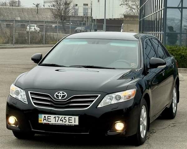 Черный Тойота Камри, объемом двигателя 2.4 л и пробегом 13 тыс. км за 22000 $, фото 7 на Automoto.ua