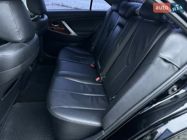 Черный Тойота Камри, объемом двигателя 2.4 л и пробегом 206 тыс. км за 10750 $, фото 57 на Automoto.ua