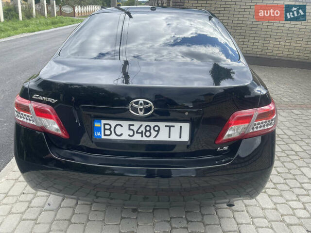 Чорний Тойота Камрі, об'ємом двигуна 2.5 л та пробігом 187 тис. км за 8350 $, фото 6 на Automoto.ua
