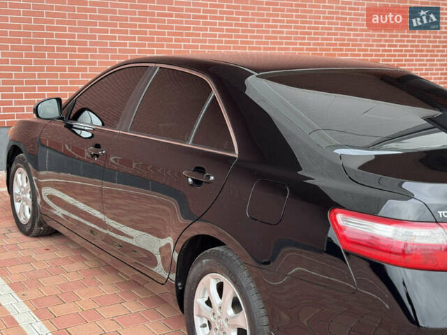 Чорний Тойота Камрі, об'ємом двигуна 2.36 л та пробігом 214 тис. км за 9700 $, фото 16 на Automoto.ua