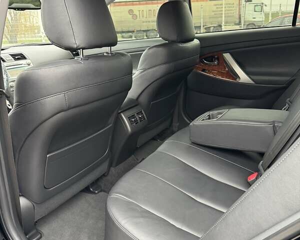 Черный Тойота Камри, объемом двигателя 2.4 л и пробегом 13 тыс. км за 22000 $, фото 58 на Automoto.ua