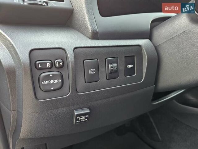 Черный Тойота Камри, объемом двигателя 2.36 л и пробегом 197 тыс. км за 11000 $, фото 12 на Automoto.ua