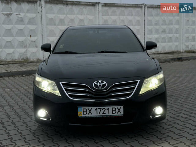 Черный Тойота Камри, объемом двигателя 2.4 л и пробегом 206 тыс. км за 10750 $, фото 27 на Automoto.ua