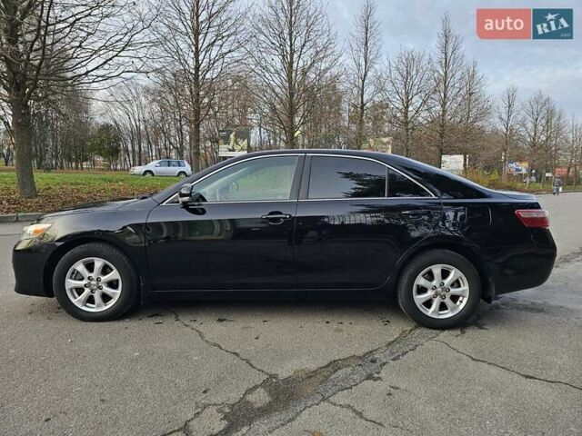 Черный Тойота Камри, объемом двигателя 2.36 л и пробегом 197 тыс. км за 11000 $, фото 9 на Automoto.ua
