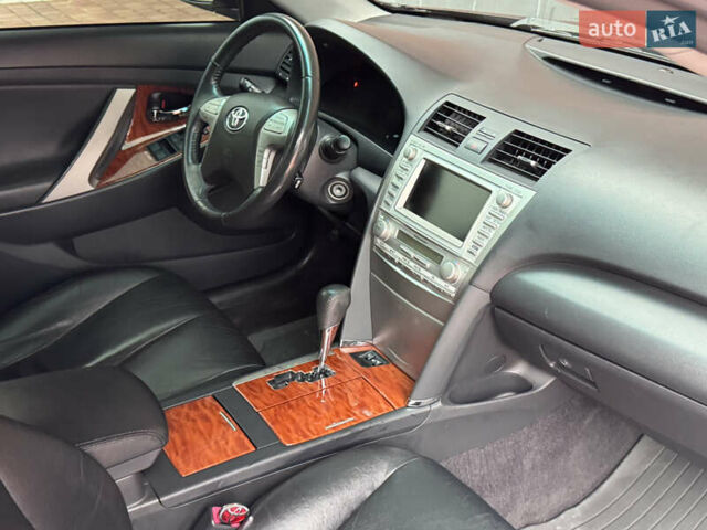 Чорний Тойота Камрі, об'ємом двигуна 2.36 л та пробігом 214 тис. км за 9700 $, фото 34 на Automoto.ua