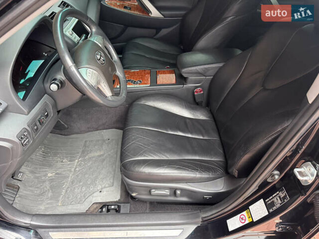 Чорний Тойота Камрі, об'ємом двигуна 2.36 л та пробігом 214 тис. км за 9700 $, фото 13 на Automoto.ua