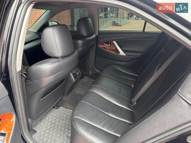 Чорний Тойота Камрі, об'ємом двигуна 2.36 л та пробігом 214 тис. км за 9700 $, фото 23 на Automoto.ua