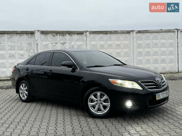 Черный Тойота Камри, объемом двигателя 2.4 л и пробегом 206 тыс. км за 10750 $, фото 4 на Automoto.ua