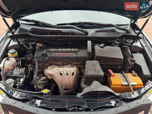 Чорний Тойота Камрі, об'ємом двигуна 2.36 л та пробігом 214 тис. км за 9700 $, фото 36 на Automoto.ua