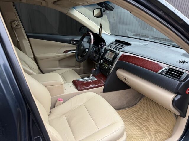 Чорний Тойота Камрі, об'ємом двигуна 2.5 л та пробігом 290 тис. км за 9700 $, фото 8 на Automoto.ua