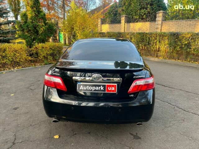 Чорний Тойота Камрі, об'ємом двигуна 3.5 л та пробігом 293 тис. км за 9990 $, фото 5 на Automoto.ua