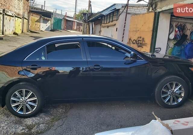 Черный Тойота Камри, объемом двигателя 3.46 л и пробегом 192 тыс. км за 15200 $, фото 11 на Automoto.ua