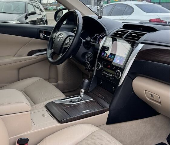 Чорний Тойота Камрі, об'ємом двигуна 2.5 л та пробігом 198 тис. км за 12900 $, фото 19 на Automoto.ua