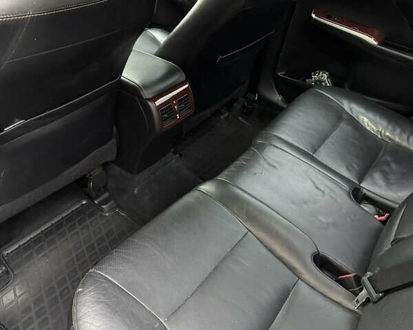 Черный Тойота Камри, объемом двигателя 2.5 л и пробегом 280 тыс. км за 10999 $, фото 11 на Automoto.ua