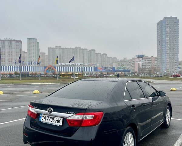 Черный Тойота Камри, объемом двигателя 2.49 л и пробегом 202 тыс. км за 12400 $, фото 4 на Automoto.ua