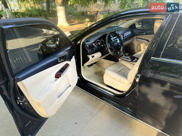Чорний Тойота Камрі, об'ємом двигуна 2.49 л та пробігом 208 тис. км за 13500 $, фото 12 на Automoto.ua