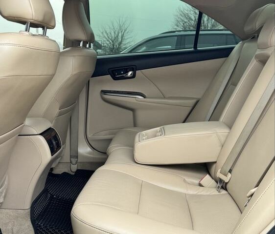 Чорний Тойота Камрі, об'ємом двигуна 2.5 л та пробігом 198 тис. км за 12900 $, фото 15 на Automoto.ua