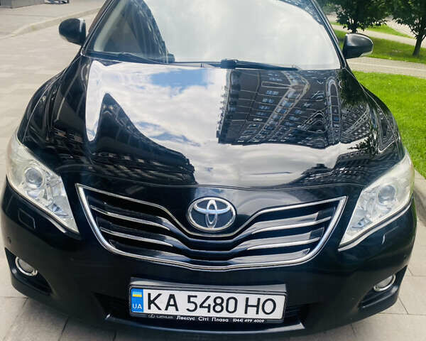 Чорний Тойота Камрі, об'ємом двигуна 2.4 л та пробігом 260 тис. км за 10000 $, фото 3 на Automoto.ua