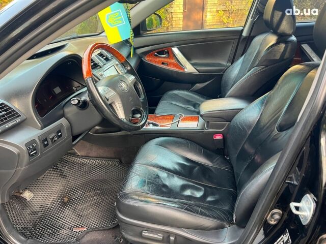 Чорний Тойота Камрі, об'ємом двигуна 3.5 л та пробігом 293 тис. км за 9990 $, фото 10 на Automoto.ua