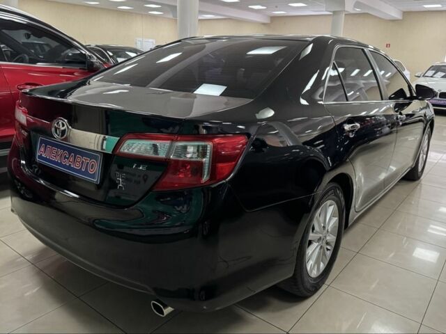 Черный Тойота Камри, объемом двигателя 2.5 л и пробегом 154 тыс. км за 9500 $, фото 7 на Automoto.ua