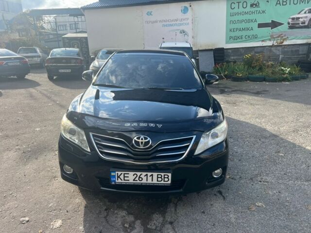 Черный Тойота Камри, объемом двигателя 2.4 л и пробегом 197 тыс. км за 12200 $, фото 1 на Automoto.ua